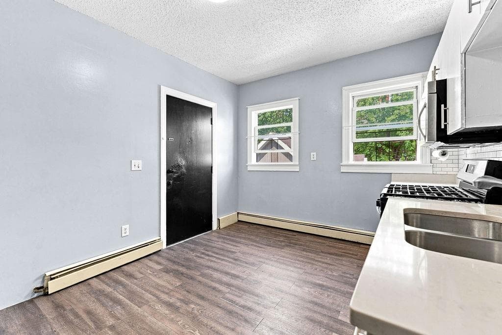 Multi Family at 61 Glenham Street, Providence, photo 26 of 50