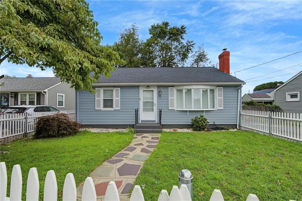 Single Family Residence at 15 Don Court, Pawtucket, photo 36 of 37