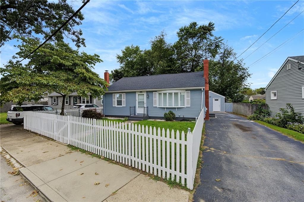 Single Family Residence at 15 Don Court, Pawtucket, photo 32 of 37