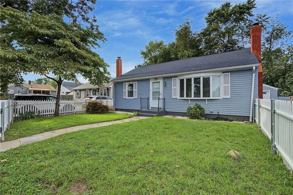 Single Family Residence at 15 Don Court, Pawtucket, photo 35 of 37