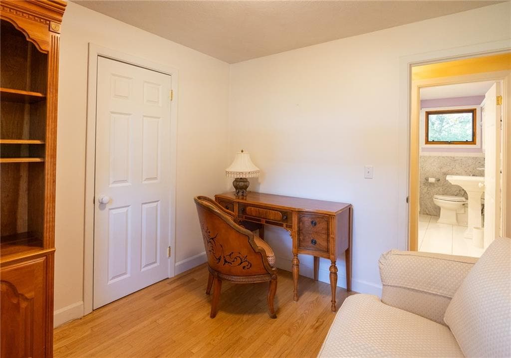 Single Family Residence at 8 CONTINENTAL Road, Smithfield, photo 19 of 29