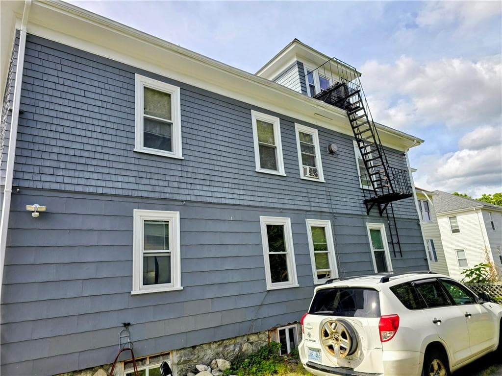 Multi Family at 668 Grove Street, Woonsocket, photo 3 of 13