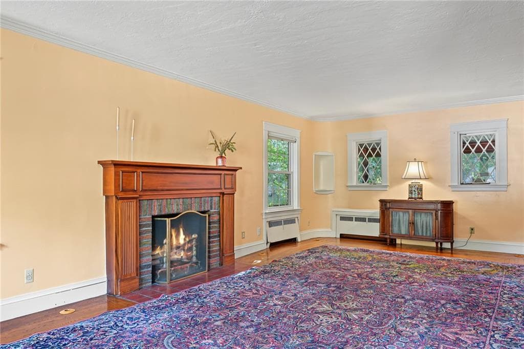 Single Family Residence at 49 Laurel Avenue, Providence, photo 17 of 45