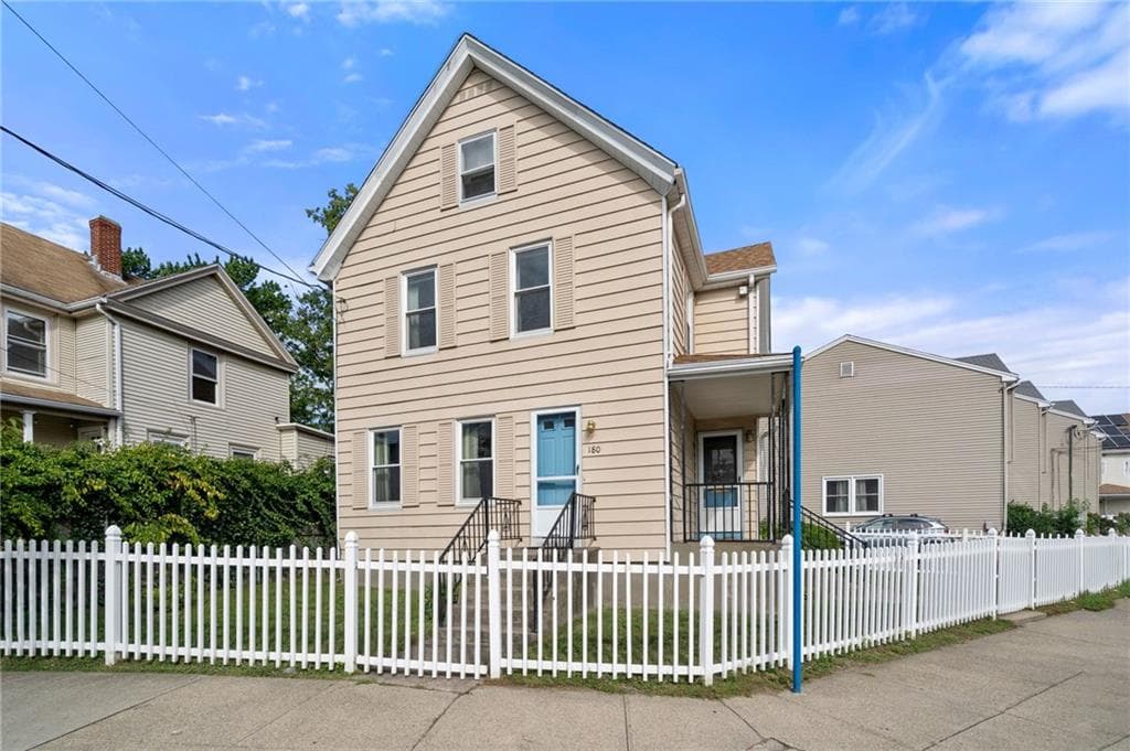 Condominium at 180 Beechwood Avenue UNIT 3, Pawtucket, photo 14 of 18