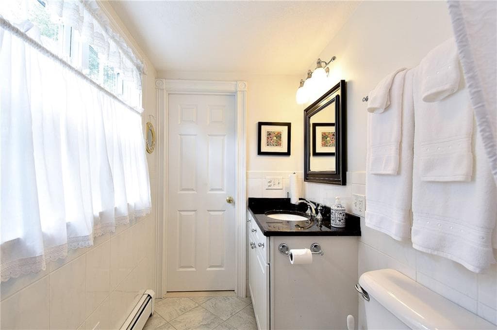 Single Family Residence at 47 Shady Cove Road, North Kingstown, photo 34 of 50