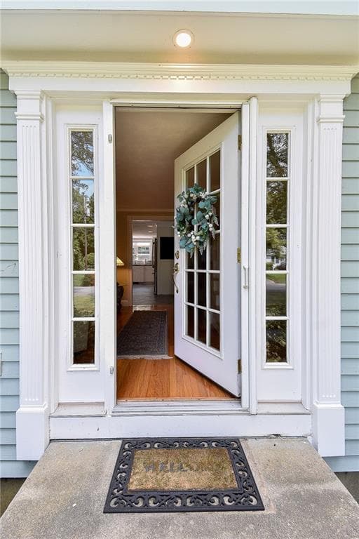 Single Family Residence at 47 Shady Cove Road, North Kingstown, photo 14 of 50