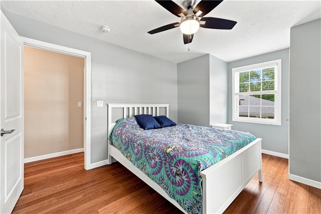 Single Family Residence at 6 Marywood Lane, Cumberland, photo 23 of 43