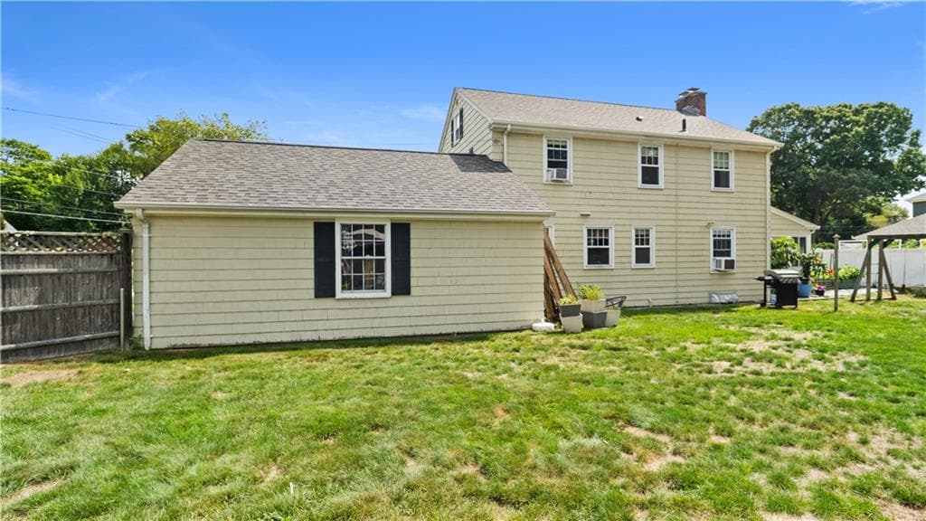 Single Family Residence at 27 Merry Mount Drive, Warwick, photo 27 of 31