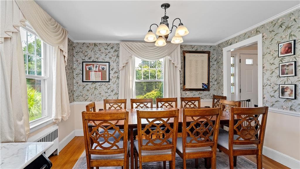 Single Family Residence at 27 Merry Mount Drive, Warwick, photo 8 of 31