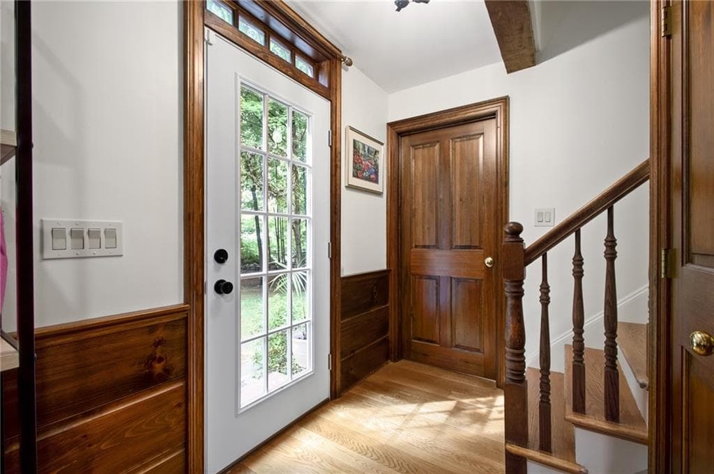Single Family Residence at 15 Paine District Road, Woodstock, photo 8 of 29