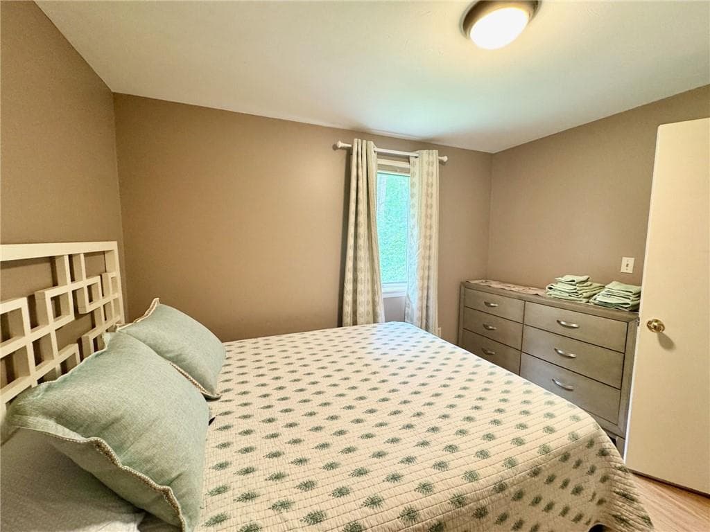 Multi Family at 17 Clara Lane, Narragansett, photo 33 of 43