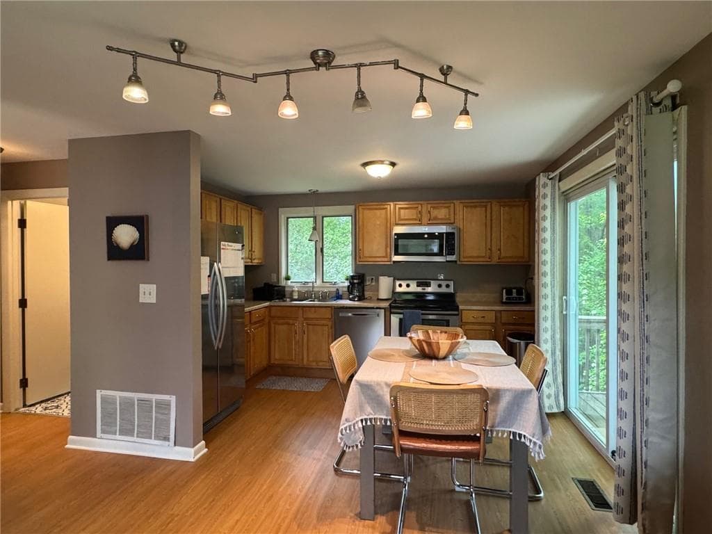 Multi Family at 17 Clara Lane, Narragansett, photo 31 of 43