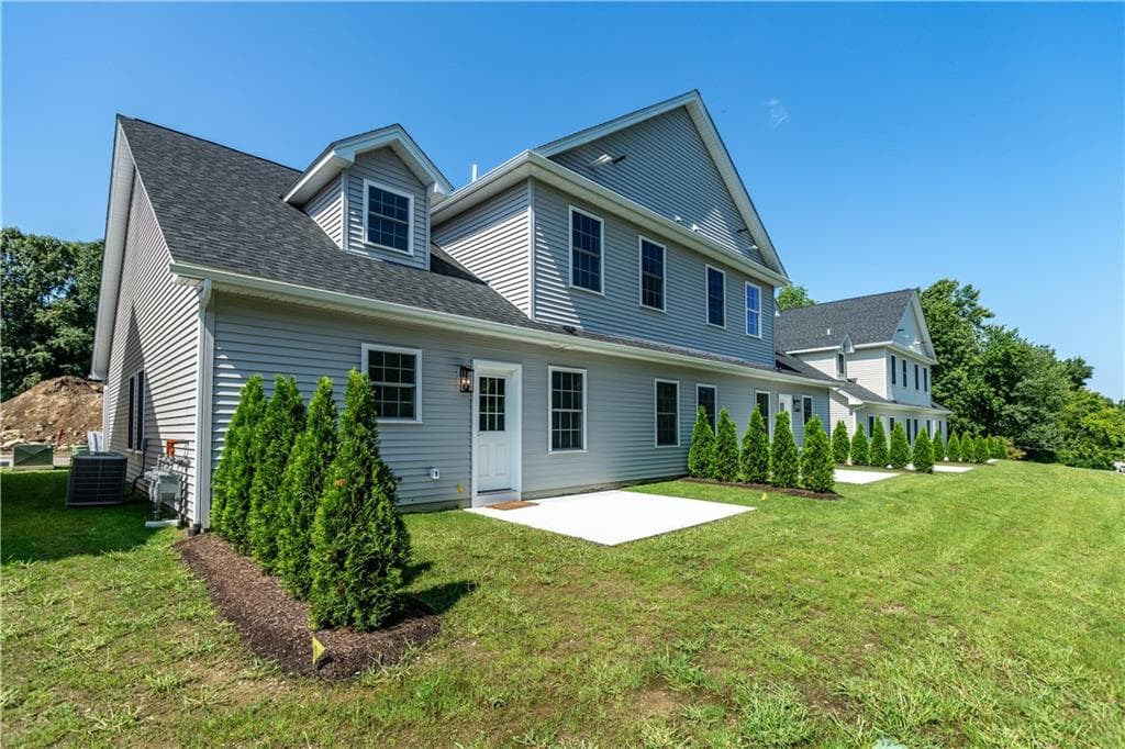 Condominium at 13 Fieldstone Way, Johnston, photo 38 of 42