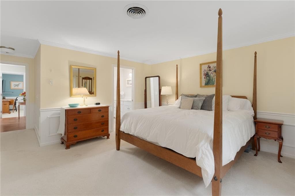Condominium at 118 Pine Glen Drive Drive, East Greenwich, photo 15 of 22