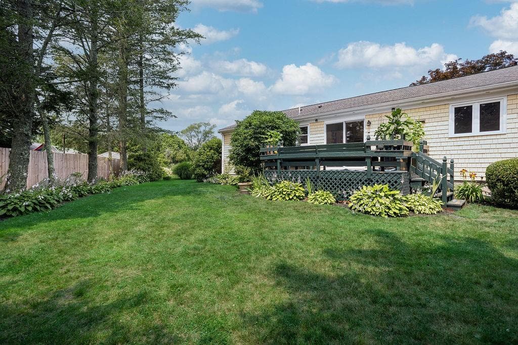Single Family Residence at 49 Evergreen Drive, Portsmouth, photo 31 of 40
