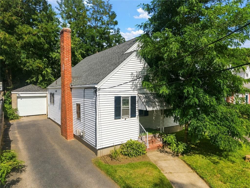 Single Family Residence at 435 Auburn Street, Cranston, photo 23 of 23
