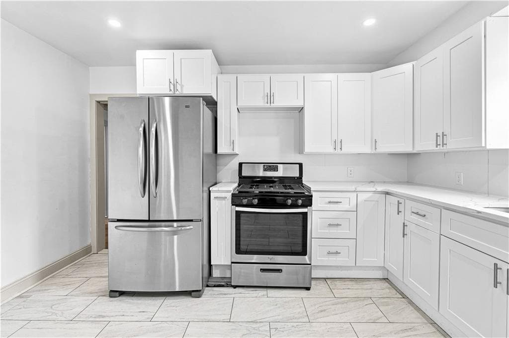Single Family Residence at 435 Auburn Street, Cranston, photo 6 of 23