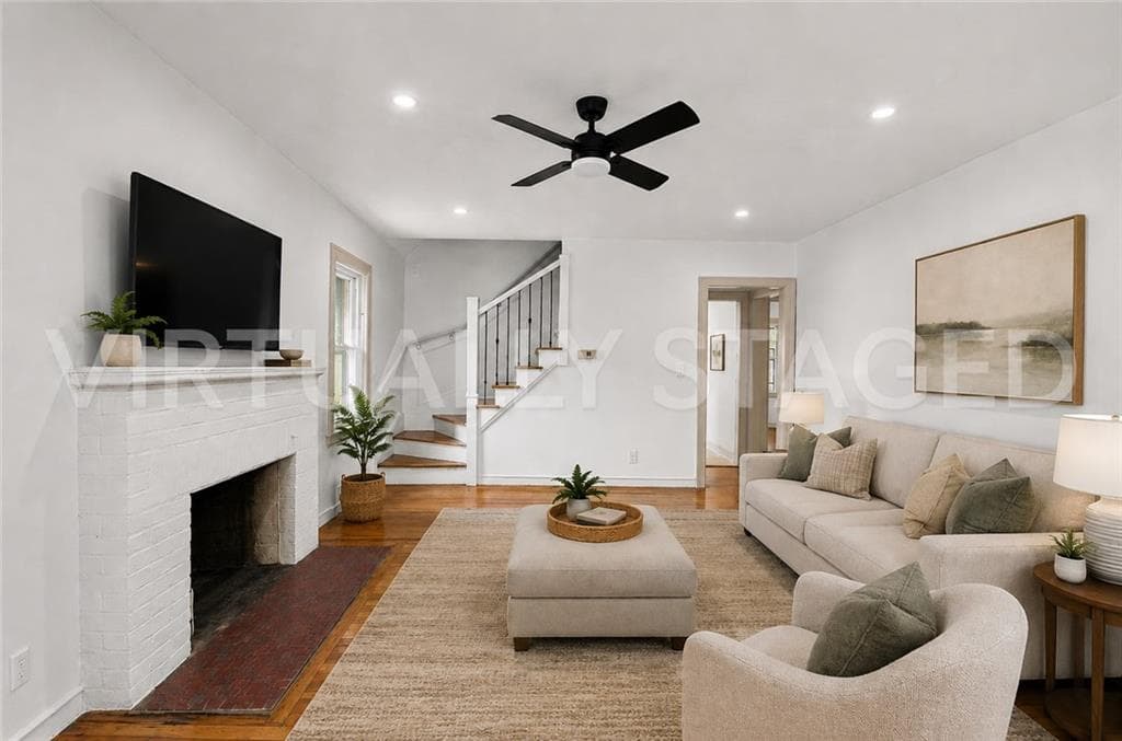 Single Family Residence at 435 Auburn Street, Cranston, photo 13 of 23