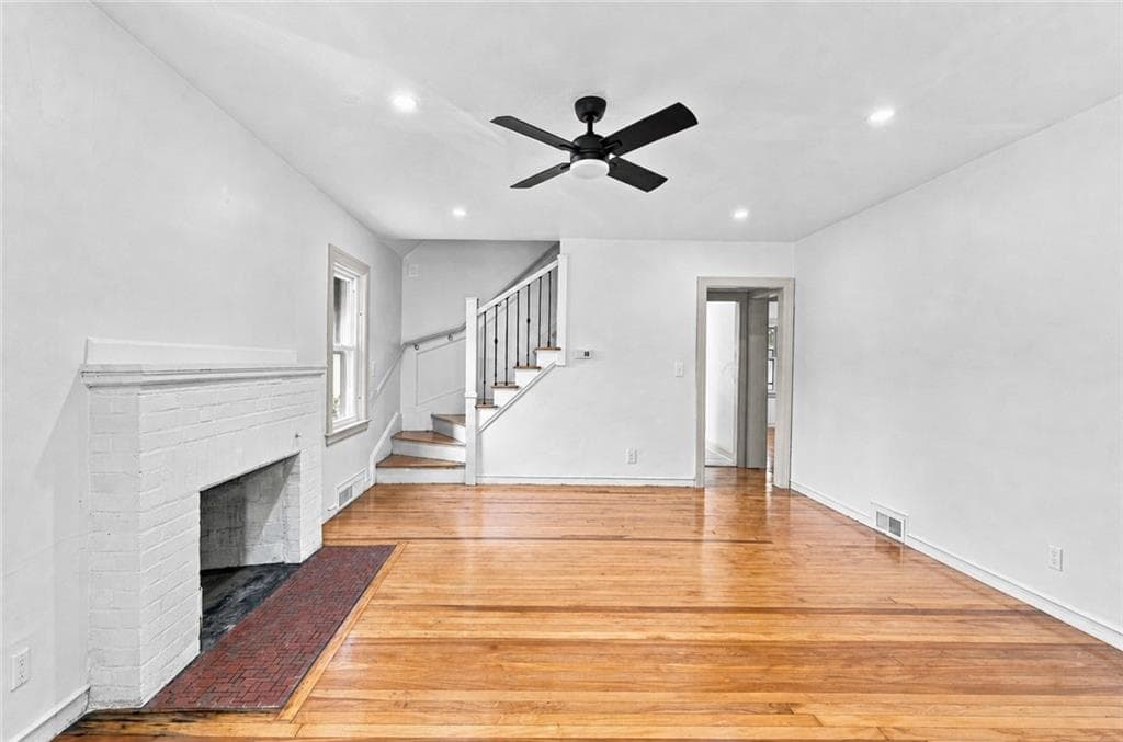 Single Family Residence at 435 Auburn Street, Cranston, photo 12 of 23