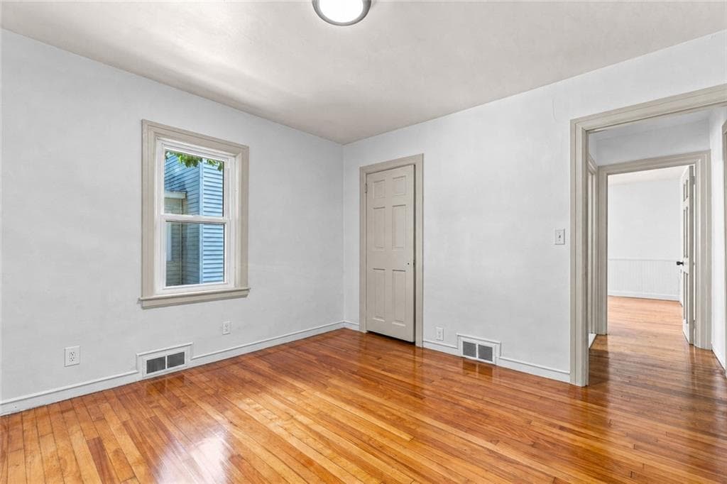 Single Family Residence at 435 Auburn Street, Cranston, photo 9 of 23