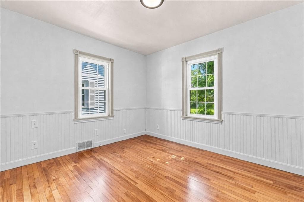 Single Family Residence at 435 Auburn Street, Cranston, photo 11 of 23