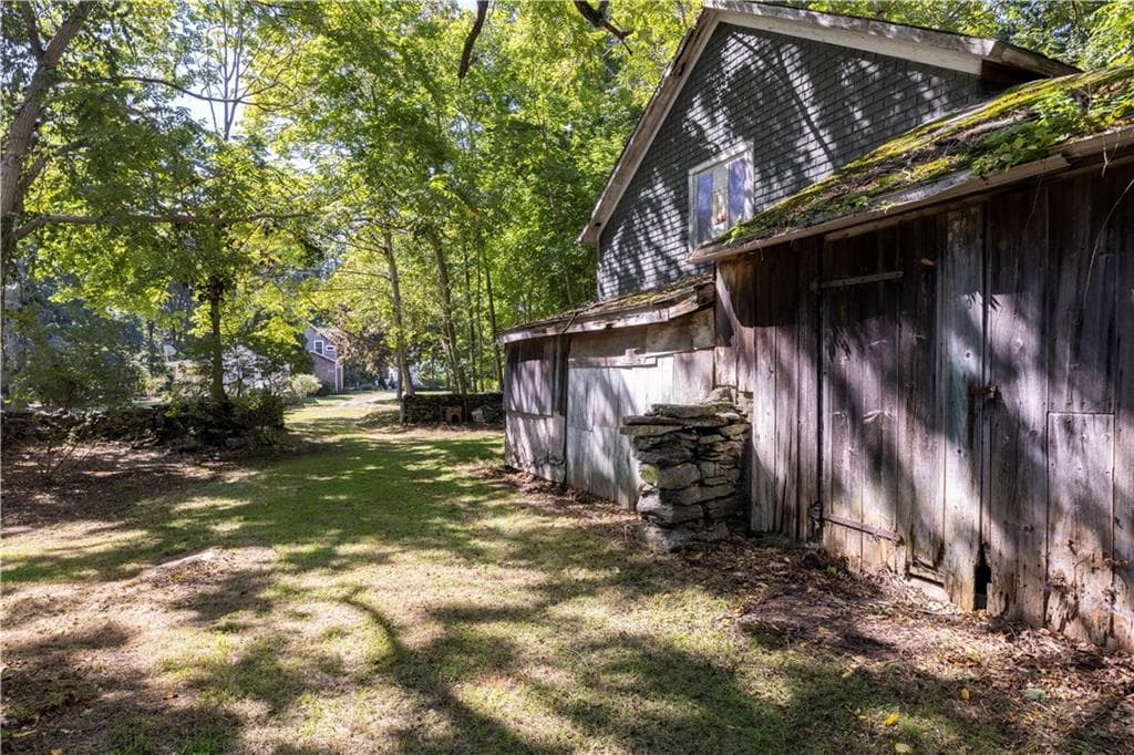 Single Family Residence at 46 Carr Lane, Jamestown, photo 12 of 39