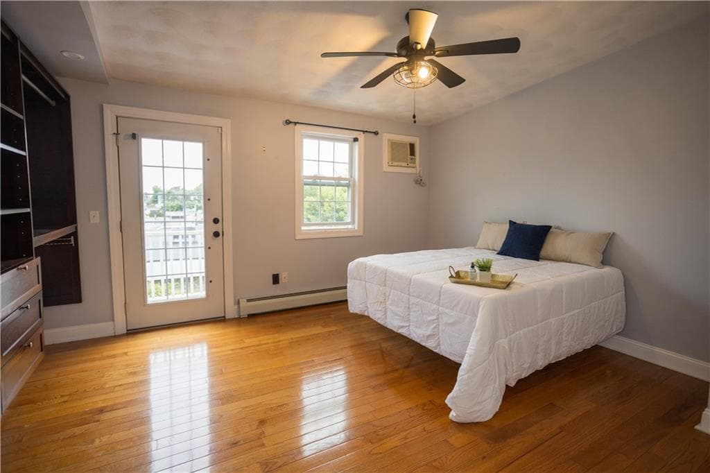 Condominium at 2799 Pawtucket Avenue, East Providence, photo 20 of 26