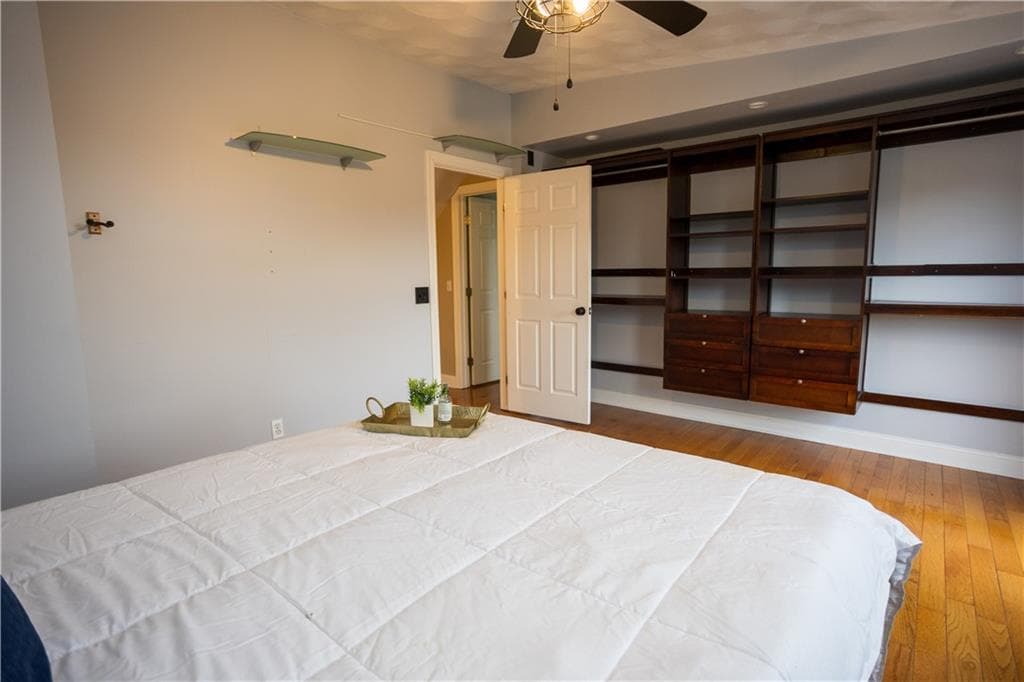 Condominium at 2799 Pawtucket Avenue, East Providence, photo 18 of 26