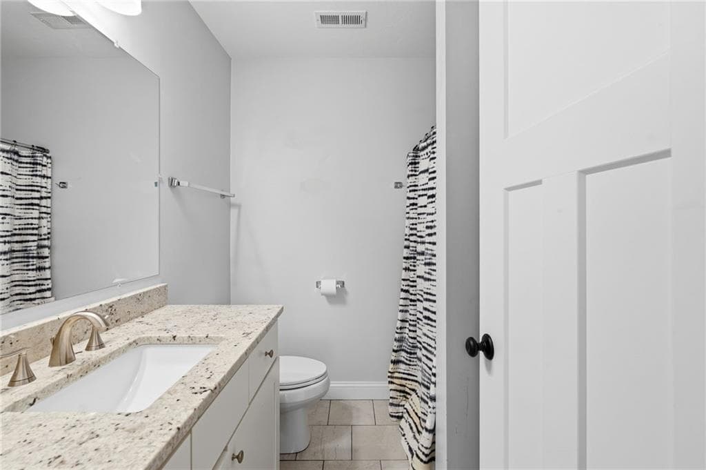 Condominium at 1 Jupiter Lane UNIT D, Richmond, photo 20 of 50