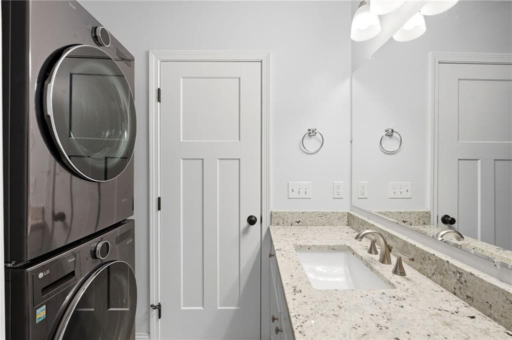 Condominium at 1 Jupiter Lane UNIT D, Richmond, photo 21 of 50