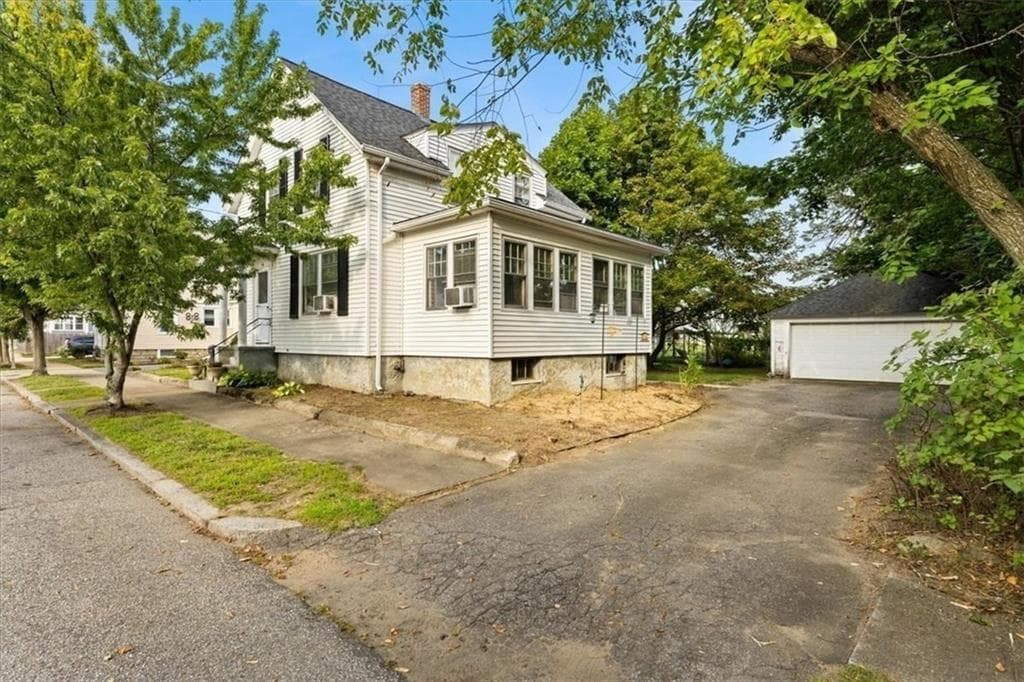 Single Family Residence at Cranston Line- Roger Williams, Providence, photo 2 of 25