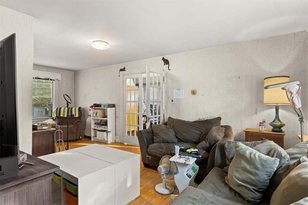 Single Family Residence at Cranston Line- Roger Williams, Providence, photo 9 of 25
