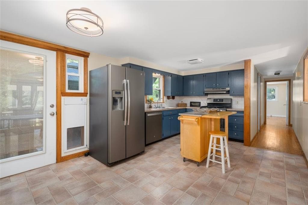Single Family Residence at 233 Victory Highway, West Greenwich, photo 11 of 48