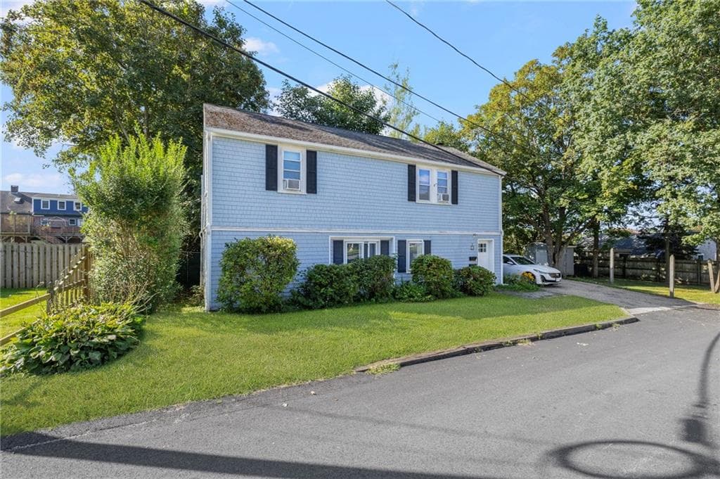 Multi Family at 29 Sherwood Road, Middletown, photo 33 of 36