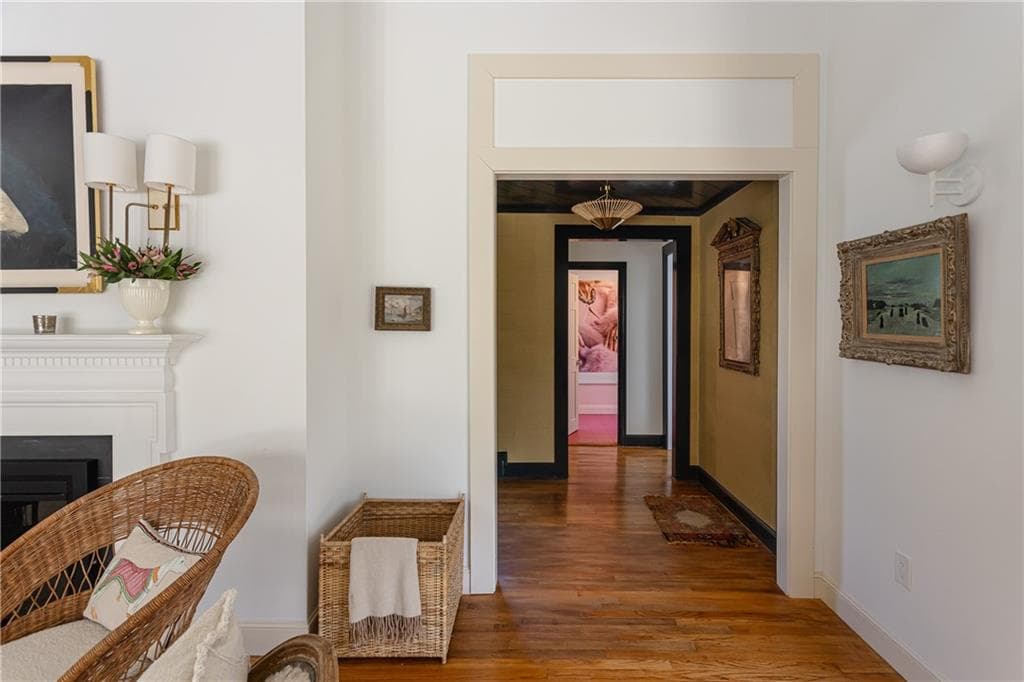 Single Family Residence at 124 Harrison Avenue, Newport, photo 16 of 39