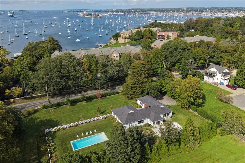 Single Family Residence at 124 Harrison Avenue, Newport, photo 37 of 39
