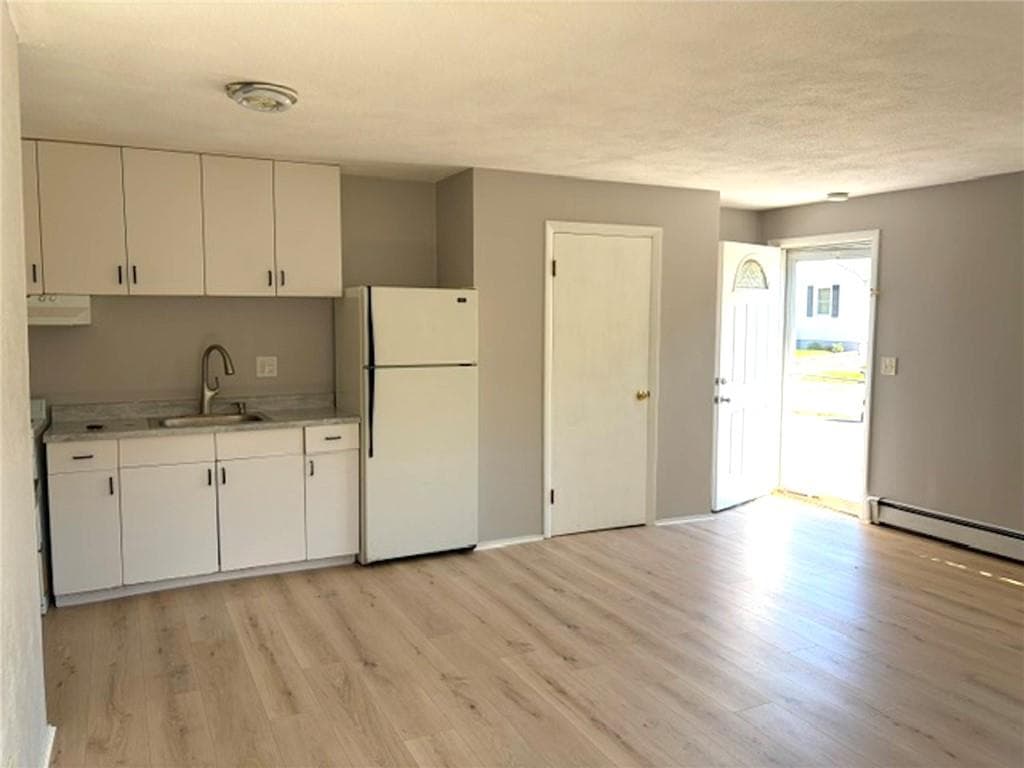 Multi Family at 84 86 Standish Avenue, Providence, photo 10 of 15