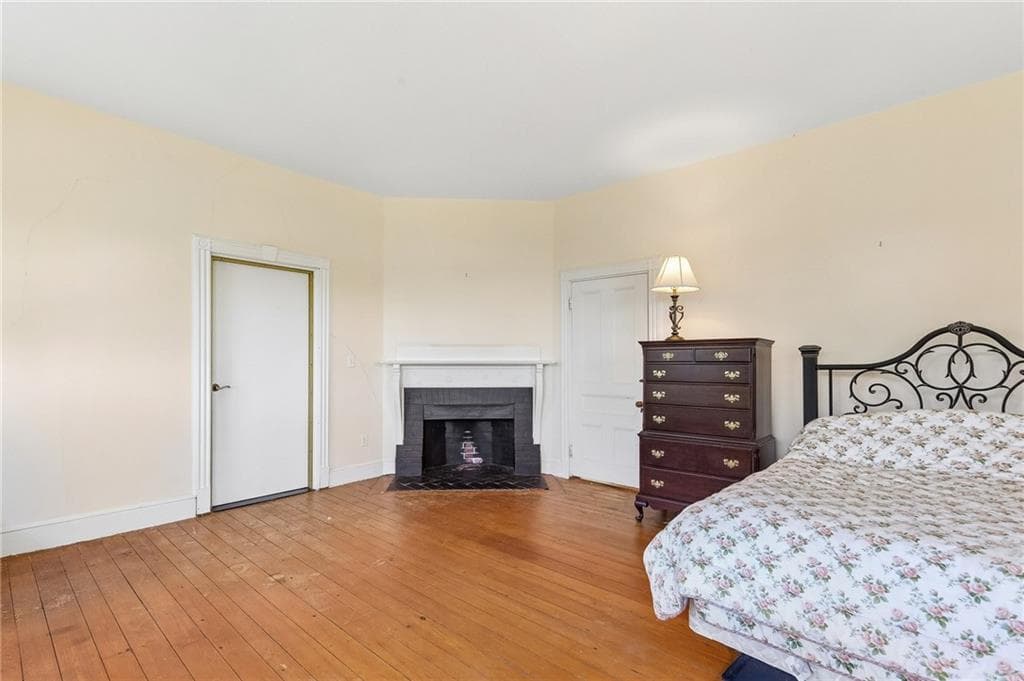 Single Family Residence at 25 Wildfield Farm Road, Narragansett, photo 36 of 50