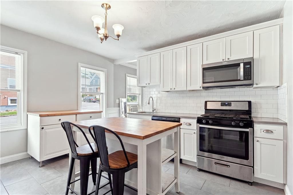 Multi Family at 509 Union Avenue, Providence, photo 11 of 31