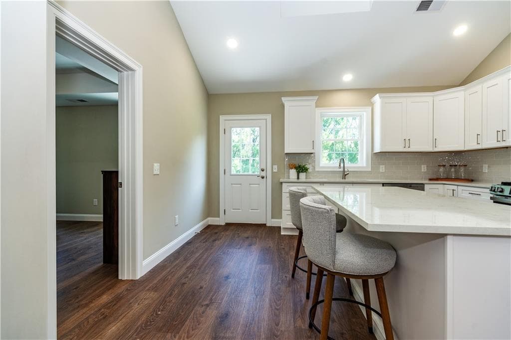 Condominium at 7 Fieldstone Way, Johnston, photo 21 of 42