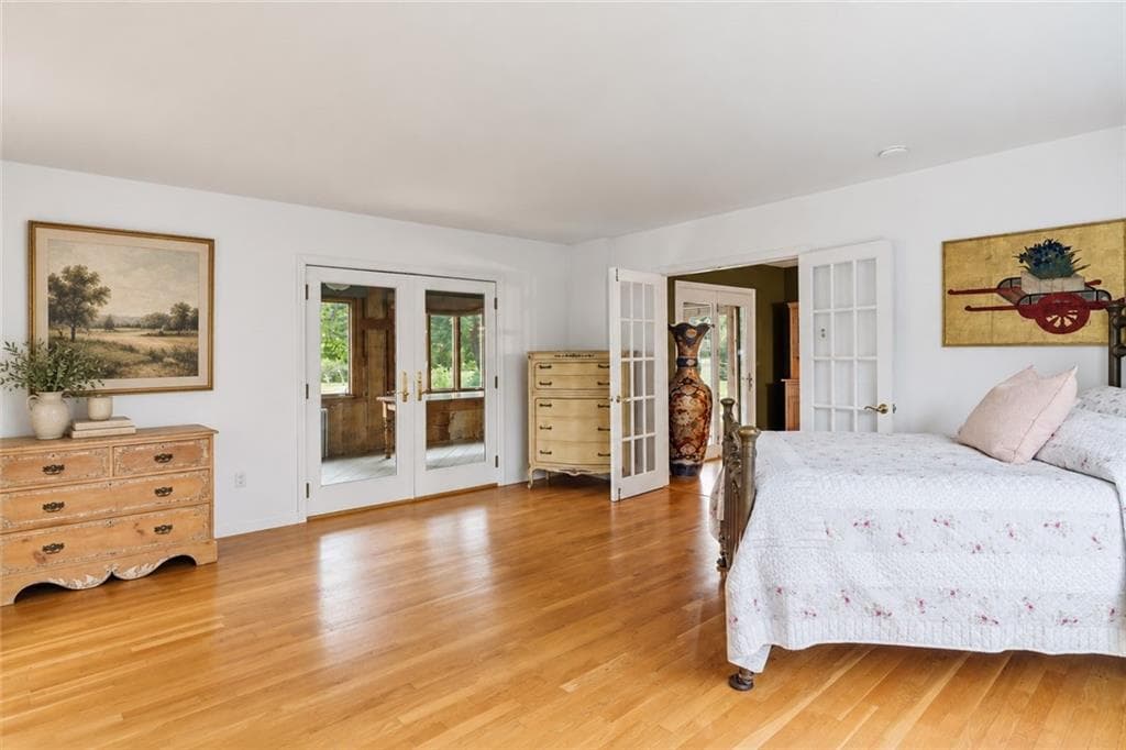 Single Family Residence at 808 Ten Rod Road, Exeter, photo 17 of 45