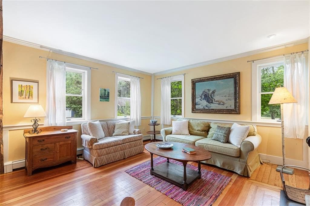 Single Family Residence at 462 Ledge Road, Seekonk, photo 6 of 46