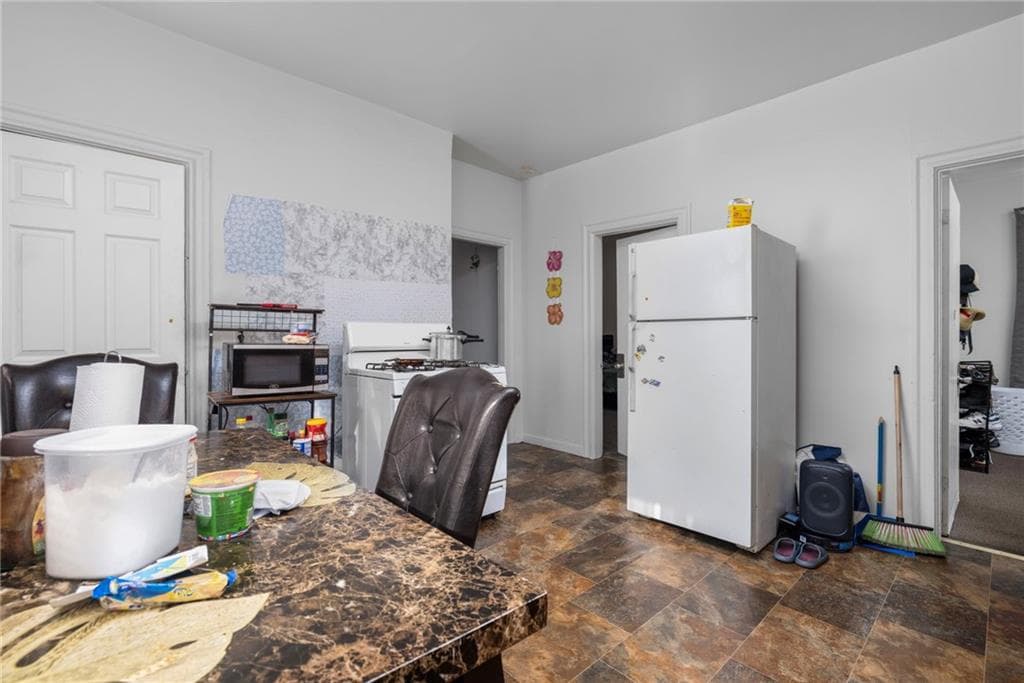 Multi Family at 57 What Cheer Avenue, Providence, photo 13 of 30