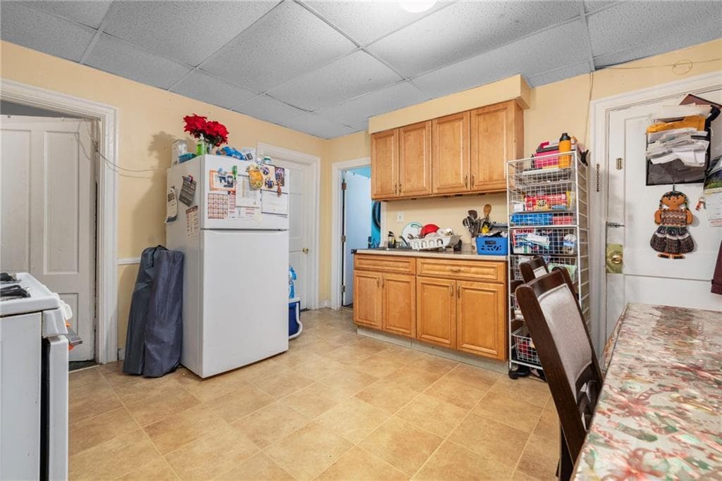 Multi Family at 57 What Cheer Avenue, Providence, photo 7 of 30