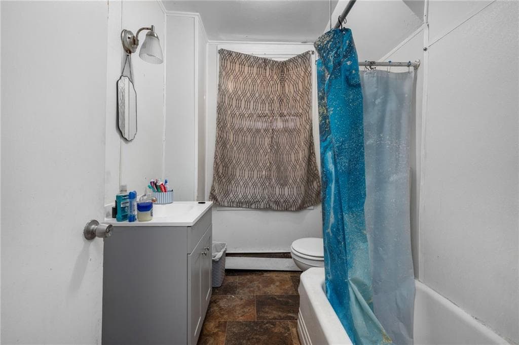 Multi Family at 57 What Cheer Avenue, Providence, photo 10 of 30