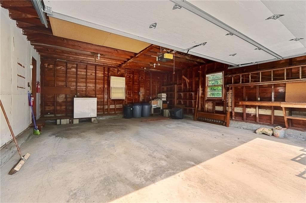 Single Family Residence at 5 Robert Avenue, Portsmouth, photo 20 of 27