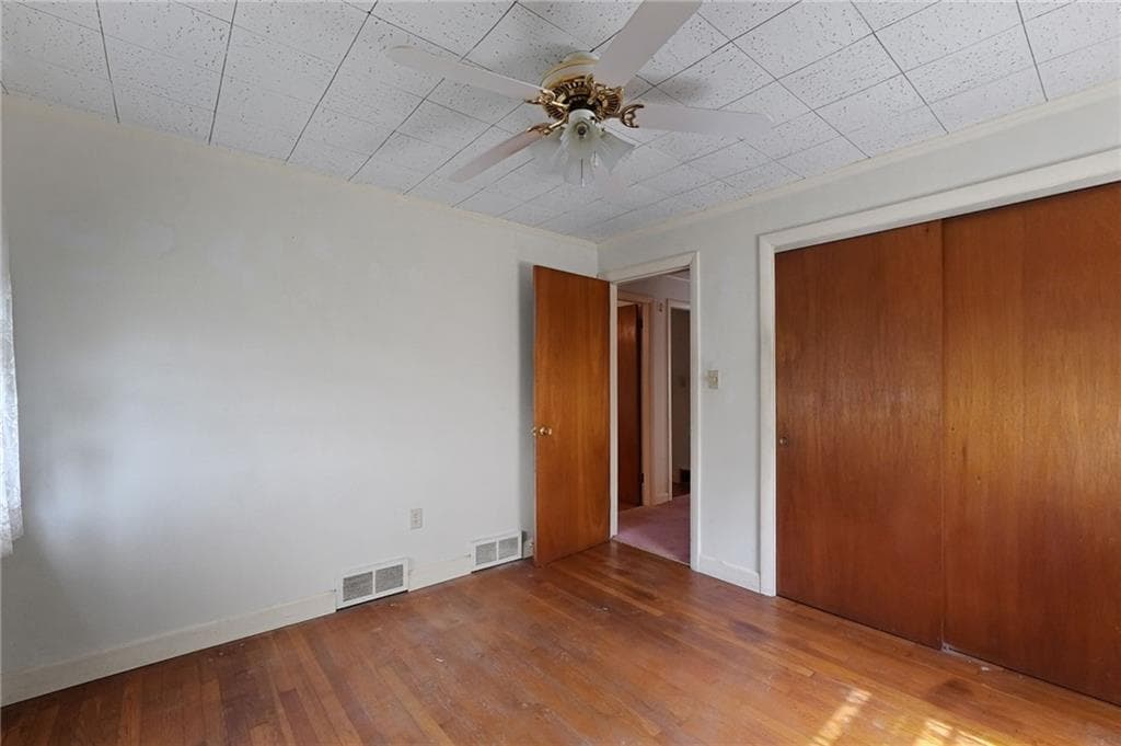 Single Family Residence at 5 Robert Avenue, Portsmouth, photo 15 of 27