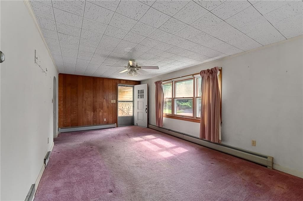 Single Family Residence at 5 Robert Avenue, Portsmouth, photo 8 of 27