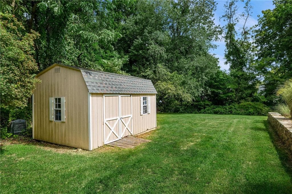 Single Family Residence at 730 Congdon Hill Road, North Kingstown, photo 17 of 35