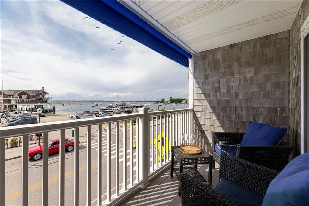 Condominium at 118 Bay Street UNIT 4, Westerly, photo 2 of 20